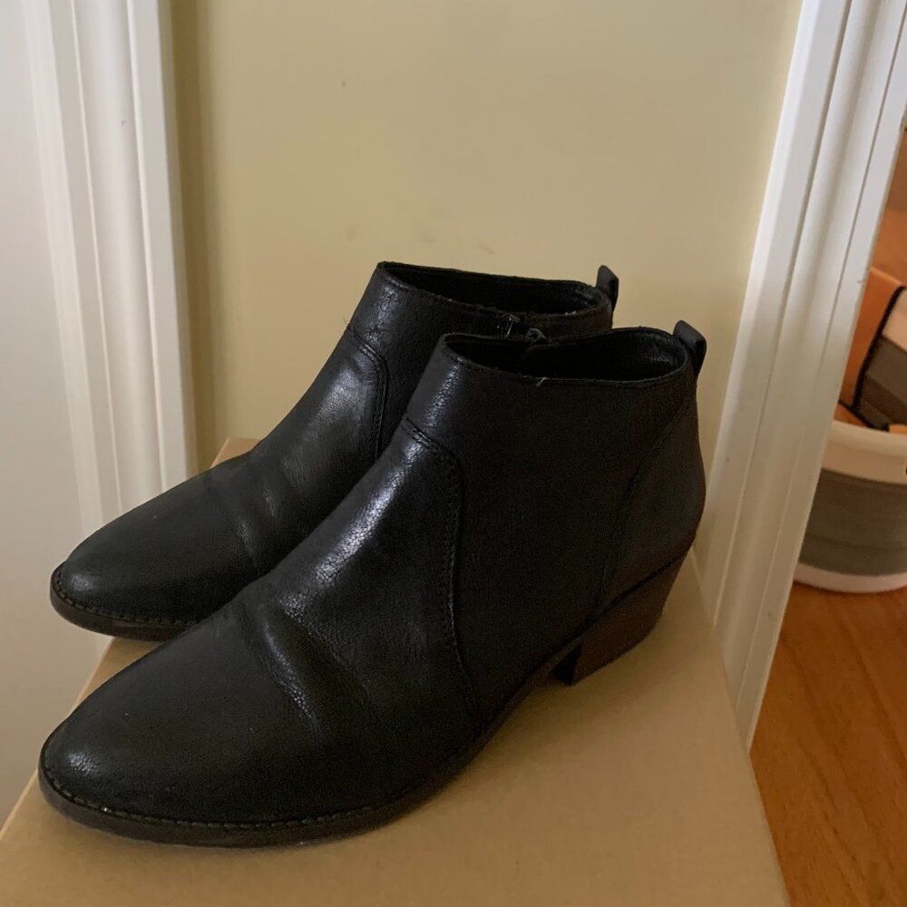 Lucky Brand Women's Banterr2 Leather Black Goat Buggi Leather Booties- Size 7.5M